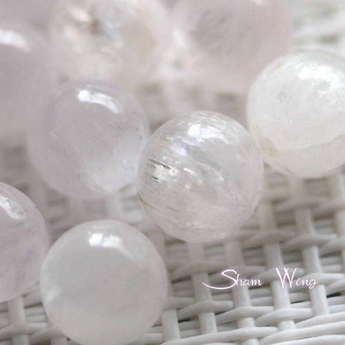 キャッツアイクンツァイト ラウンド約6.7～6.9mm☆4粒✿天然石 天然石