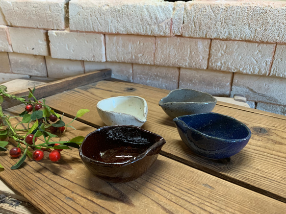 片口豆鉢・ドレッシング入れ 1枚目の画像