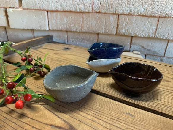 片口豆鉢・ドレッシング入れ 3枚目の画像