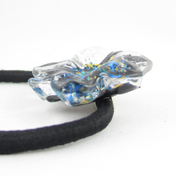 アンダルシアから届いたクォーツは、とても凛々しい華の恋物語でした♪(ぼぼ屋のヘアゴム)SH200 3枚目の画像