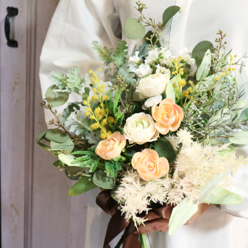 ミモザとカップバラのナチュラルブーケ ブートニア付き 結婚式