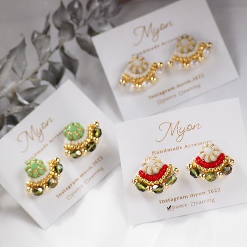 チェコビーズのビーズ刺繍ピアス/イヤリング イヤリング