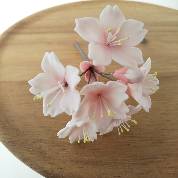 粘土の桜ピック  樹脂粘土の花  淡いピンクでお花見  送料無料 7枚目の画像