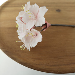 粘土の桜ピック  樹脂粘土の花  淡いピンクでお花見  送料無料 4枚目の画像