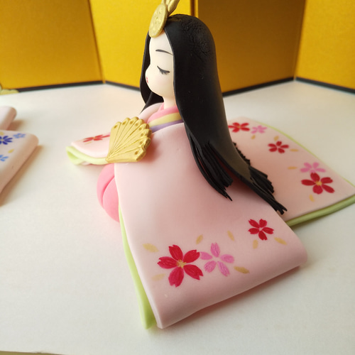 粘土の雛人形 ピンクの春色ひな祭り 樹脂粘土のお雛様 送料無料