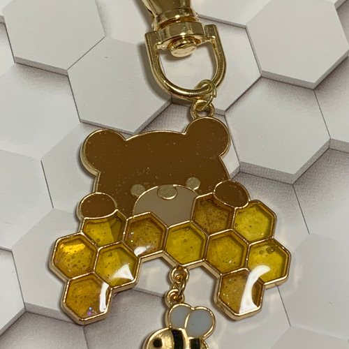 レジンアクセサリー【熊No.2】 携帯ストラップ china-nako 通販