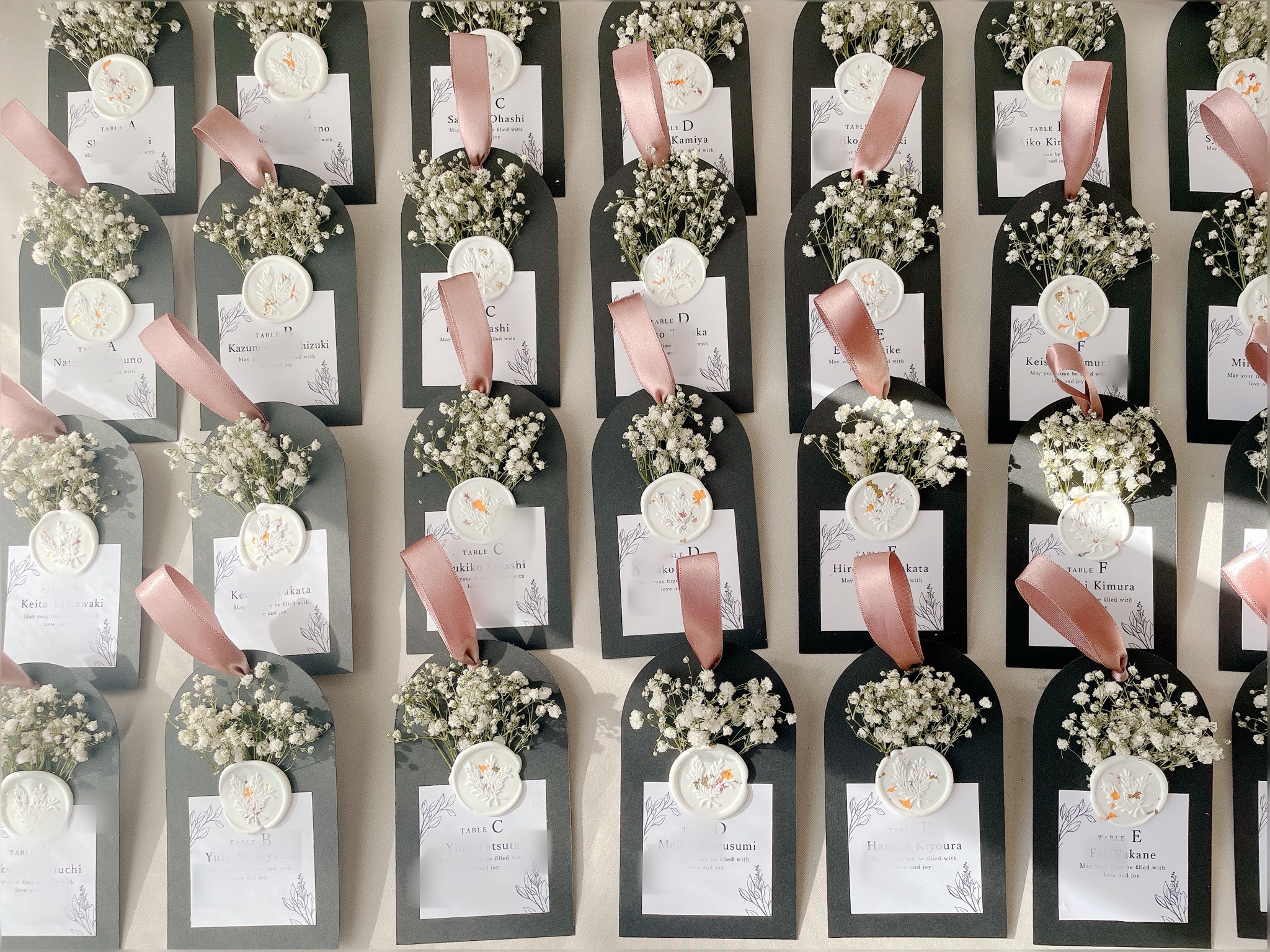 お花でエスコートカード　ドライフラワー