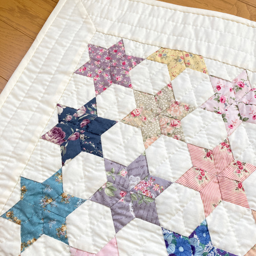 シックスポインテッド・スターのパッチワークタペストリー パッチ