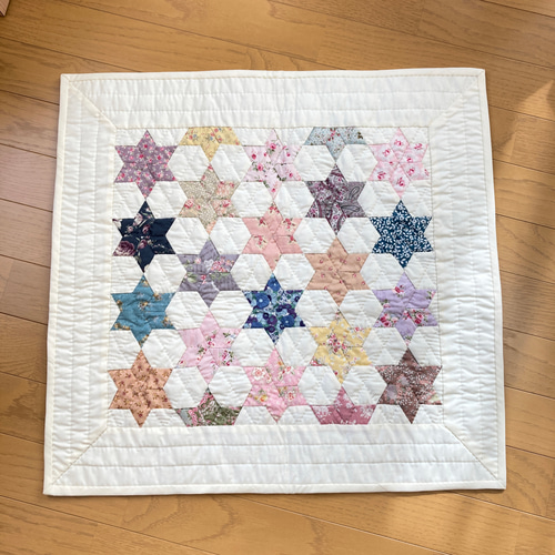 シックスポインテッド・スターのパッチワークタペストリー パッチ