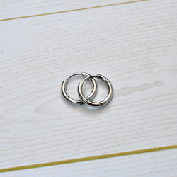 【ピアス500円セール】ワンタッチフープピアス14ｍｍ 金属アレルギーの方に＊安心・安全 サージカルステンレス 4枚目の画像