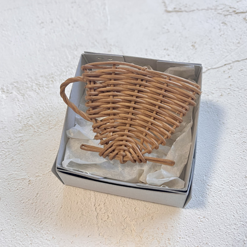 tea cup rattan brooch珈琲染め ティーカップラタンブローチ ブローチ