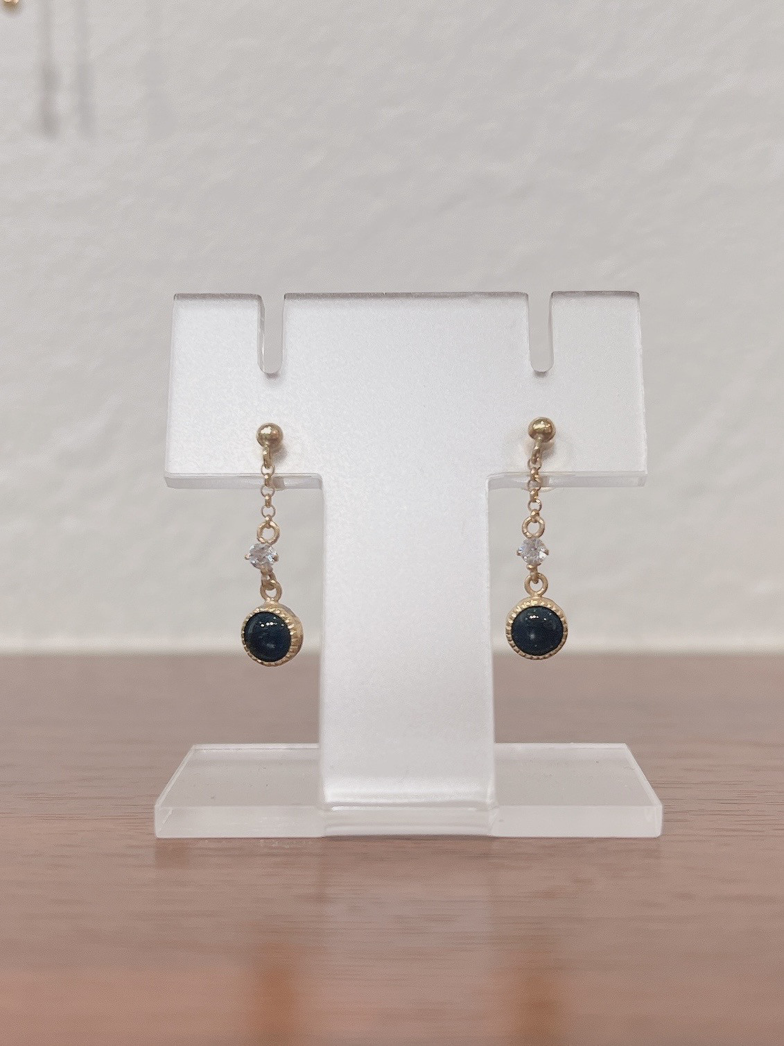 14金YG オニキス ピアス 両耳用