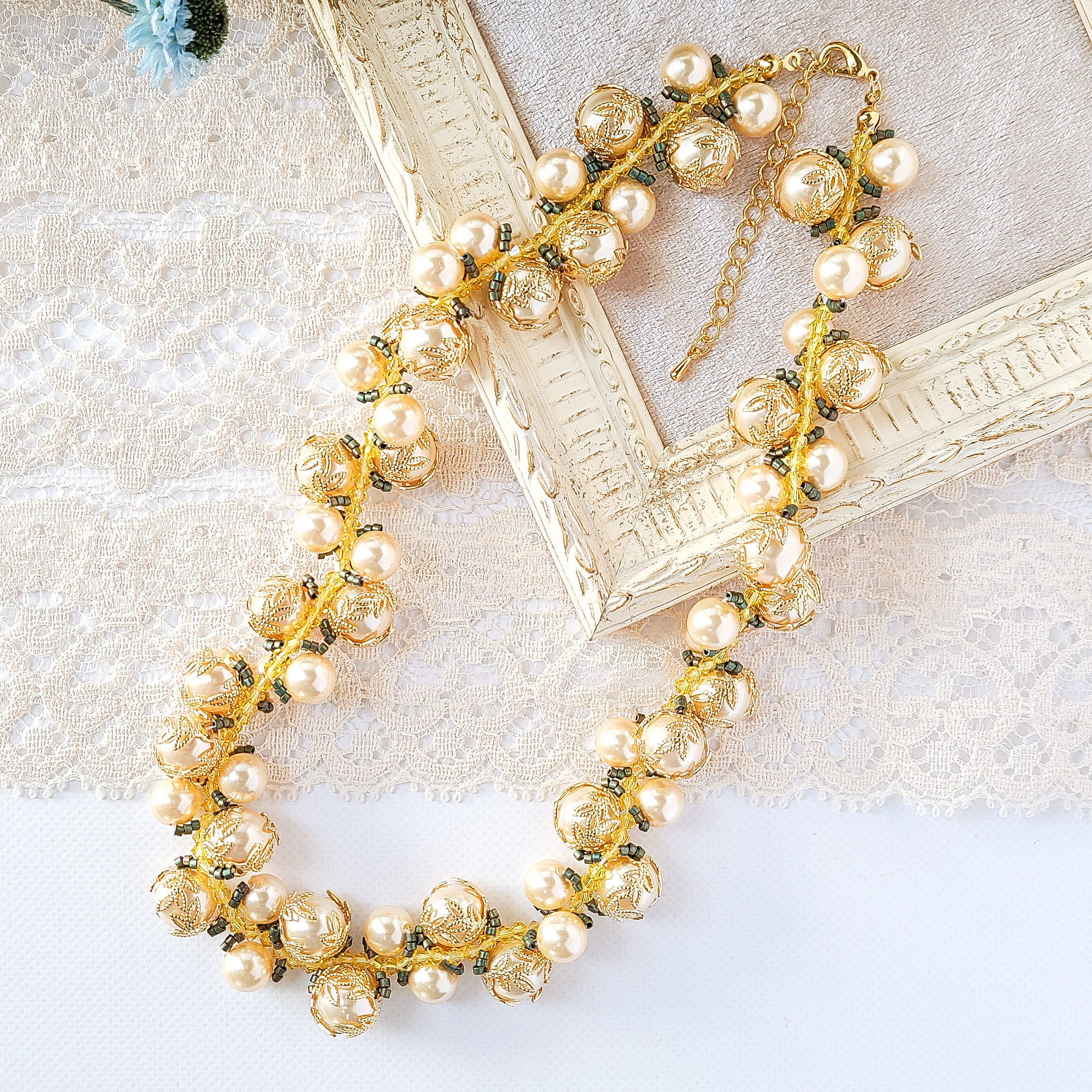 大粒☆『カジュアル』をキレイに着こなす。ミモザリース風クリスタルパールネックレス 40cm【イエロー】花 5,616円