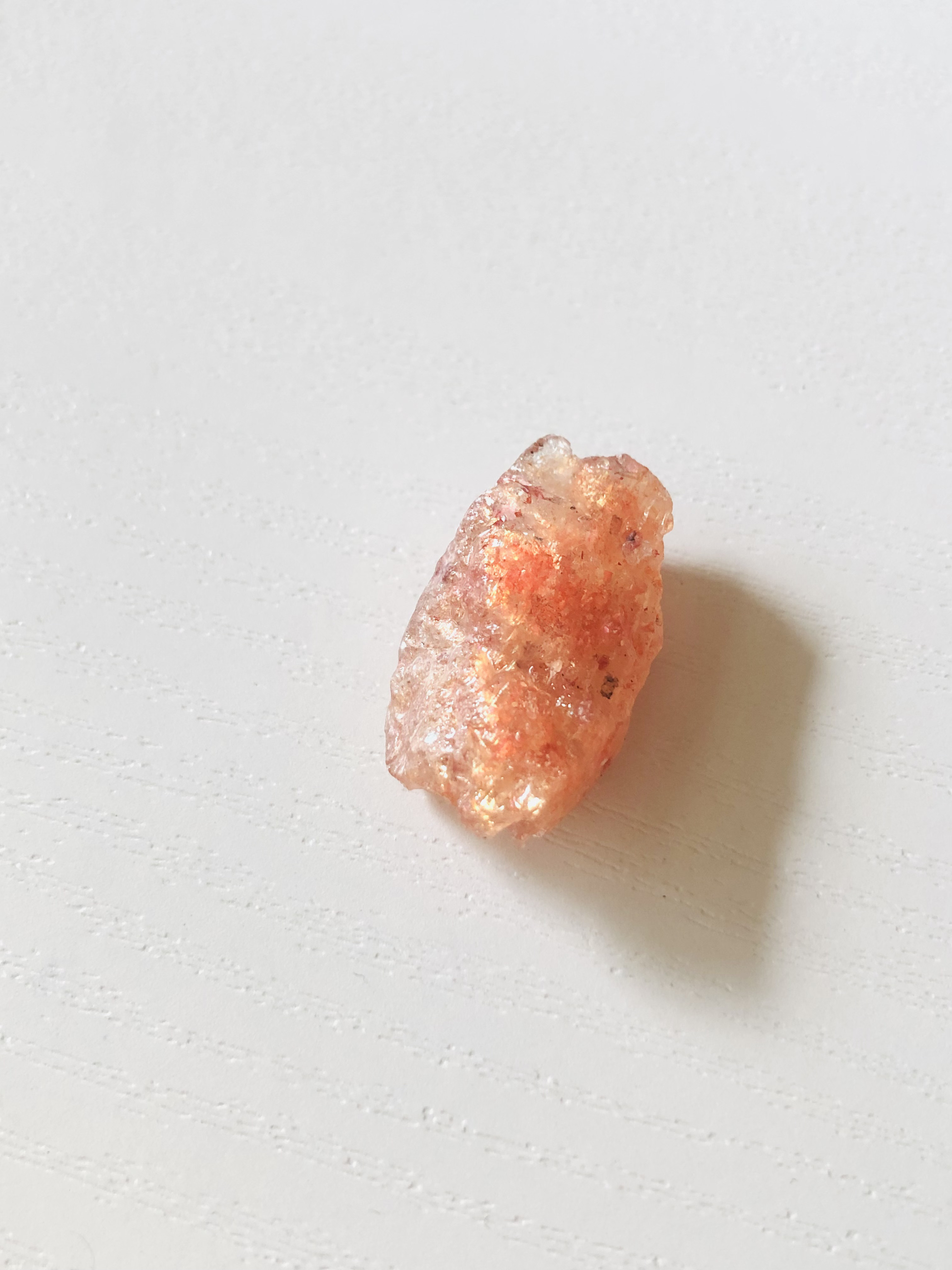 サンストーンのラフロック原石