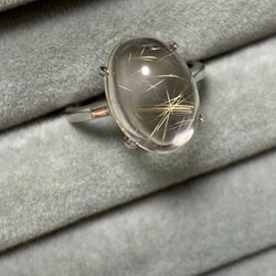 大粒　星が舞う14✖️10mm ゴールデンルチルクォーツ　ロジウムコーティングシルバー925 フリーサイズリング　指輪　 3枚目の画像