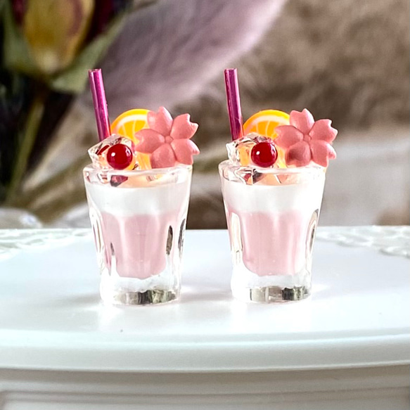 スイーツ＆ドリンク　ミニチュアドリンク　蓄光　樹脂粘土　フェイクスイーツ　お菓子 199 ＊春の桜シェイク 2個セット＊ ミニチュア スイーツ ドリンク