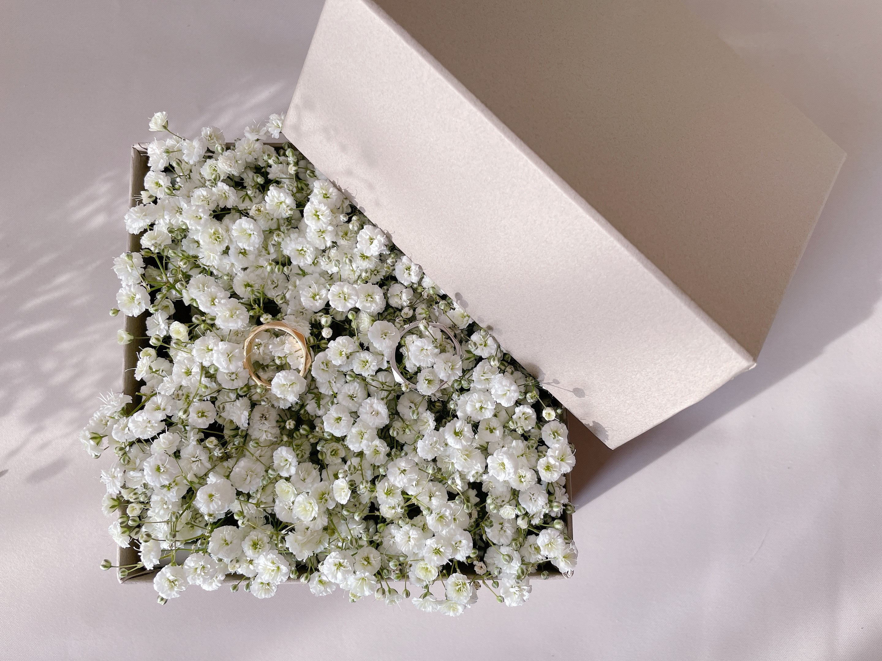 生花のリングピロー　かすみ草（期間限定：10月〜5月挙式の方）