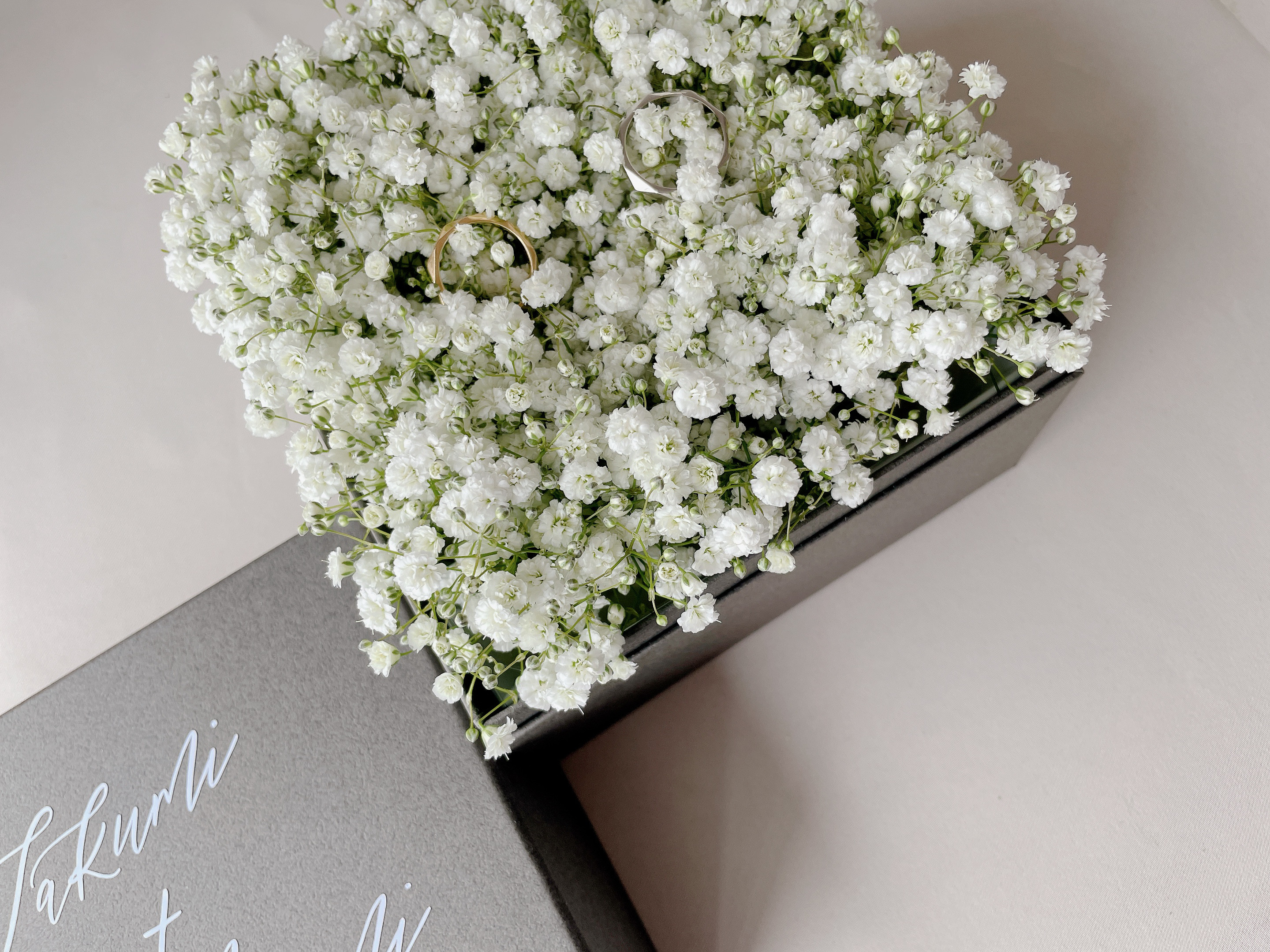 生花のリングピロー　かすみ草（期間限定：10月〜5月挙式の方）