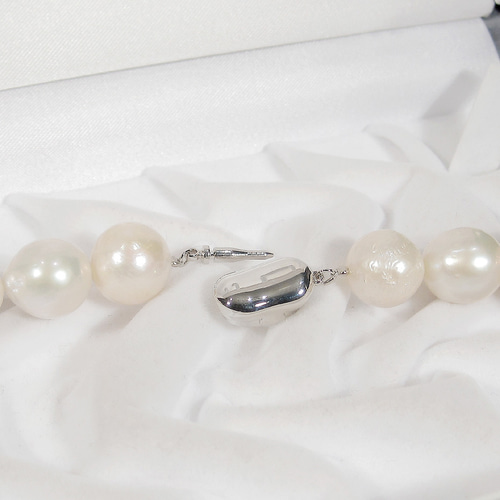 美品✨リアルパールネックレス ホワイト 本真珠 silver刻印 8.5mm前後 本真珠 リアルパール ネックレス アクセサリー シルバー刻印 SV