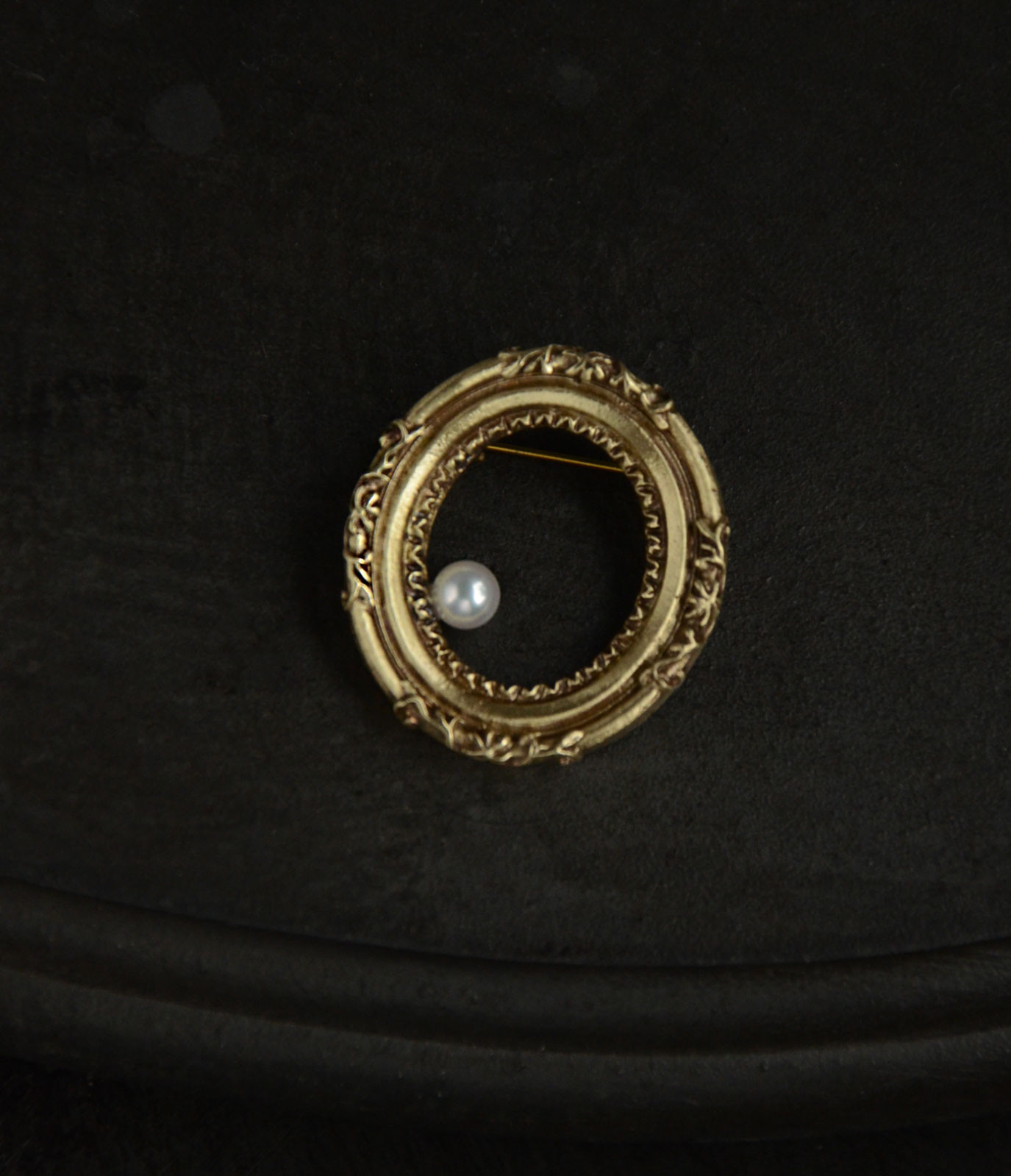 Mirror / brooch - Pearl