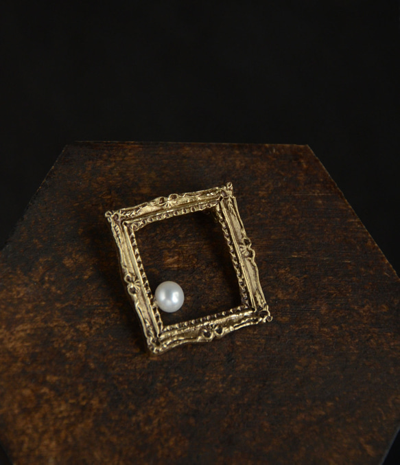 Museum / brooch - Pearl 2枚目の画像