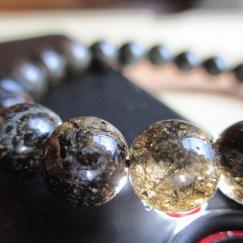 黒翡翠ルチルブレスレット✨