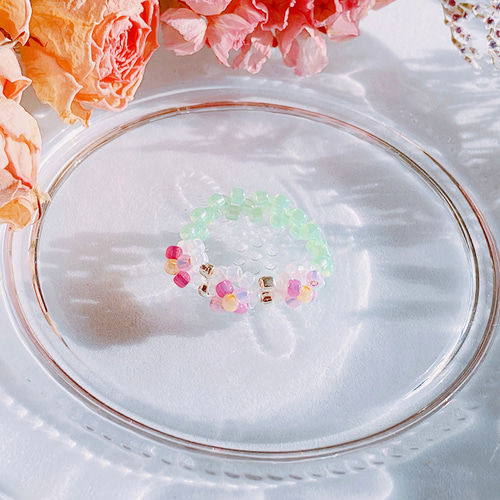 ビーズリング＊シンビジウム❃ 1月誕生花 韓国 指輪・リング