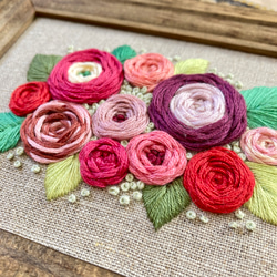 ブルーの花とバラの花束 刺繍フレーム rose garden 刺繡額 インテリア