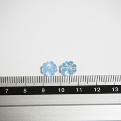 20個 クローバー ガラスビーズ 8mm ブルー ガラスチャーム ガラスパーツ 【A367】 3枚目の画像