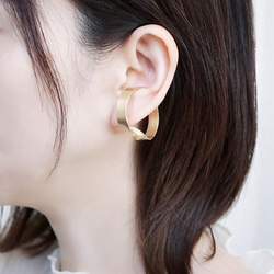 圈形耳夾“alter”黃銅棉珍珠不對稱單耳雙耳髮際線 第3張的照片