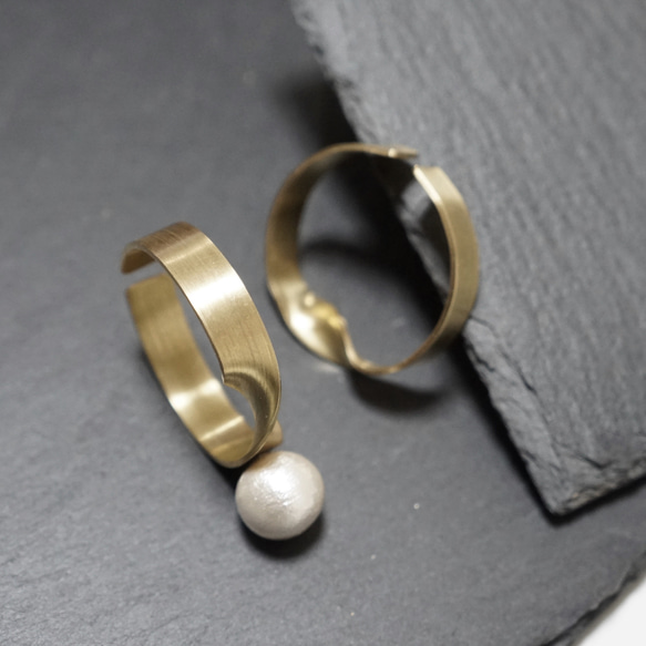 圈形耳夾“alter”黃銅棉珍珠不對稱單耳雙耳髮際線 第7張的照片