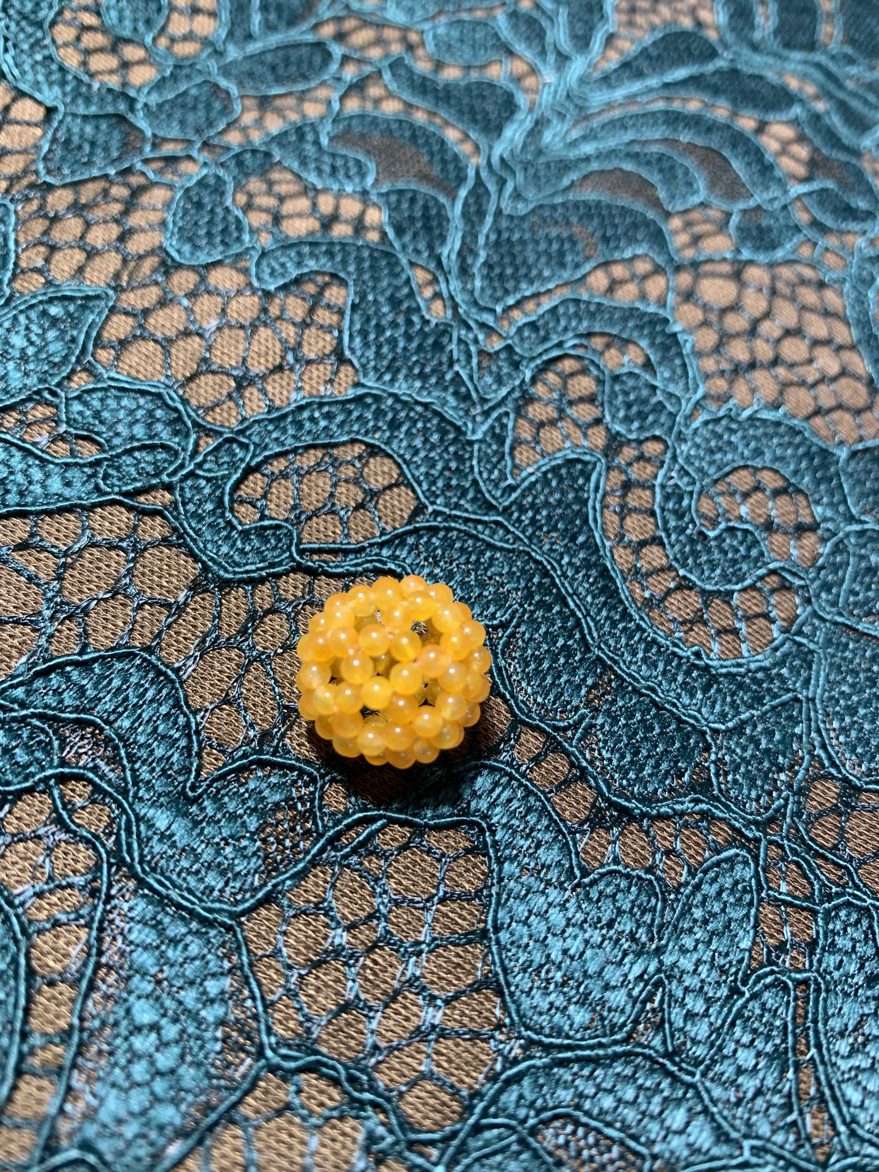 フラーレン　アラゴナイトＡＡ　直径1.4cm 寺澤貴子さんショップの天然石です！