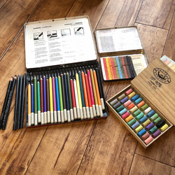 鉛筆画 人物画 木製フレーム付き 鉛筆画 人物画 木製フレーム付き 鉛筆画 人物画 木製フレーム