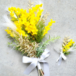 ミモザナチュラルブーケ シンプル 人気 可愛い 造花 ウェディングブーケ ブーケ プレ花嫁 造花ブーケ ナチュラル 黄色 6枚目の画像