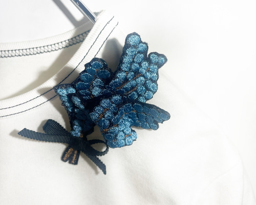 刺繍ミモザブローチ ブローチ emu 刺繍・布小物 通販 15328473｜Creema