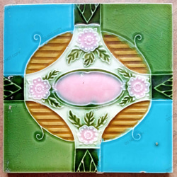 里帰り便・淡路島ダントー社のマジョリカタイル・100年前に海を渡った