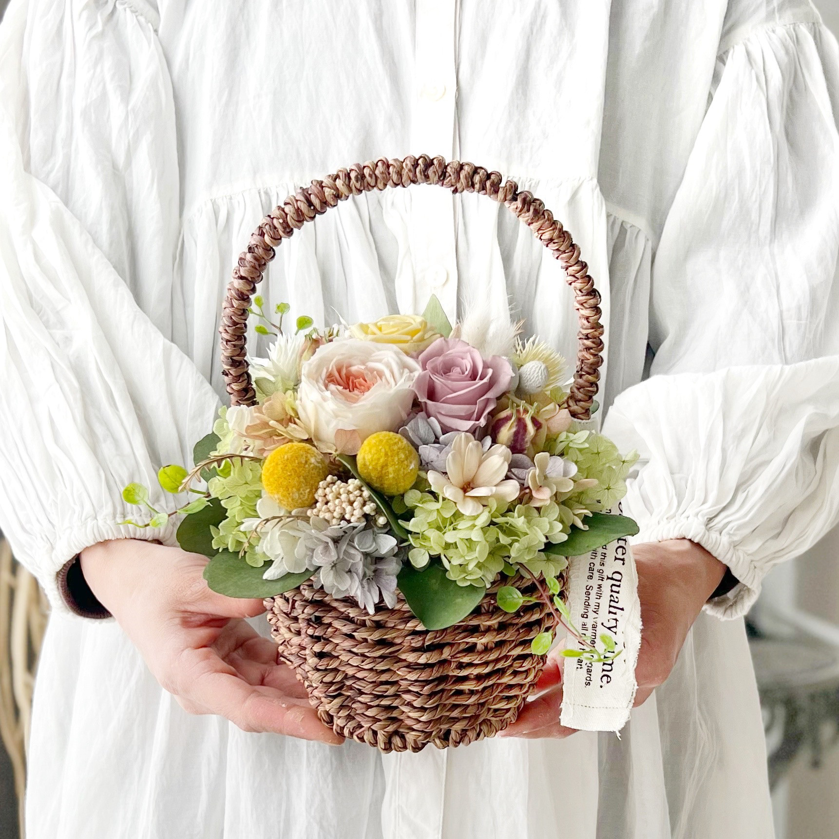 バスケットアレンジ　くすみピーチ　誕生日　結婚祝い　プリザーブドフラワー　発表会　新築祝い