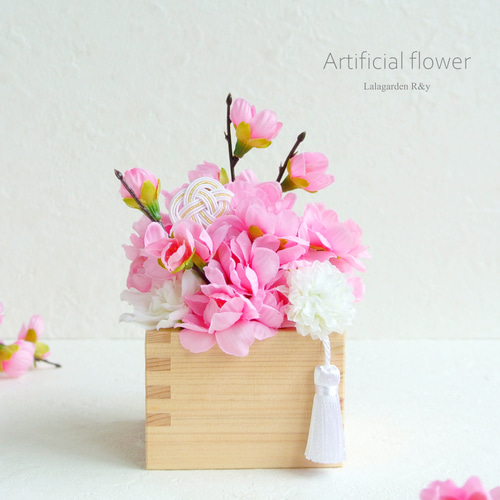 桃の節句 アーティフィシャルフラワー アレンジメント 桃の花 枡 雛