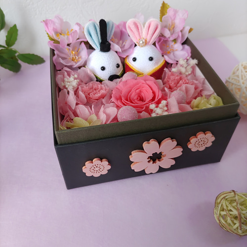 ちりめんウサギ お雛様 ひな祭り つまみ細工 うさぎ雛 桜 薔薇