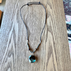 ウッドレジン　ネックレス 4枚目の画像