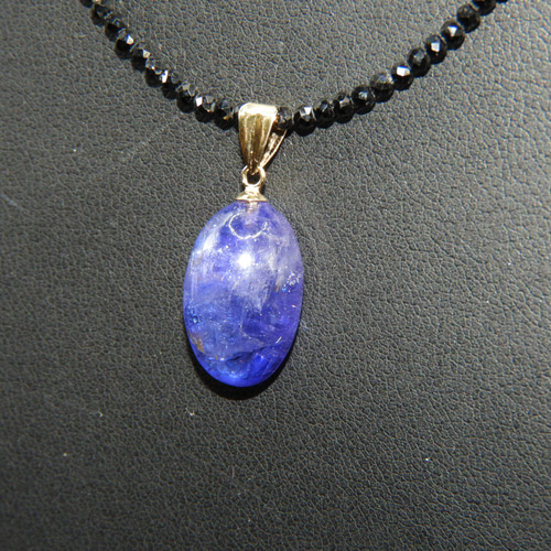 K18WGタンザナイトダイヤペンダントヘッドNCM011-6 K18WGタンザナイトダイヤペンダントヘッドNCM011-6 ビズー公式