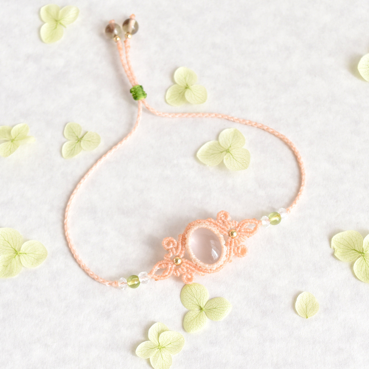 【終売セール】桜カラー・スターローズクォーツのマクラメ編みお守りブレスレット【佳憐 −カレン−】シリーズ