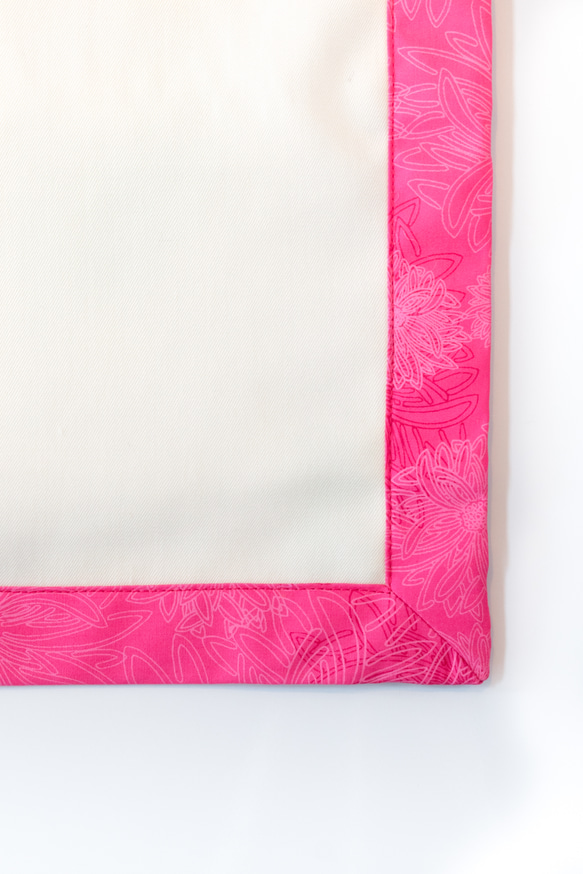 瞑想用アーサナ (瞑想用の下に引くマット）　meditation 瞑想用の下に引くマット ブラック孔雀の羽柄