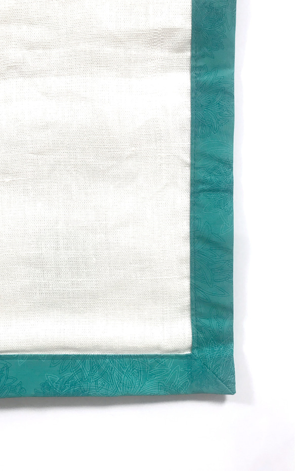 瞑想用アーサナ (瞑想用の下に引くマット）　meditation 瞑想用の下に引くマット ブラック孔雀の羽柄