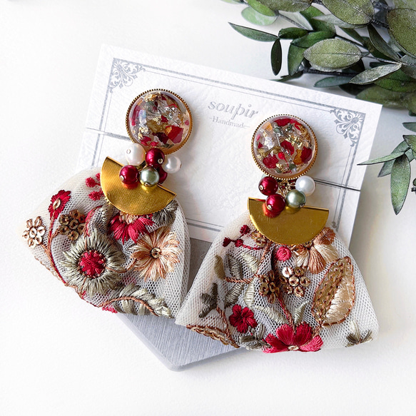 大ぶりチュールインド刺繍リボンタッセルイヤリング/ピアス イヤリング