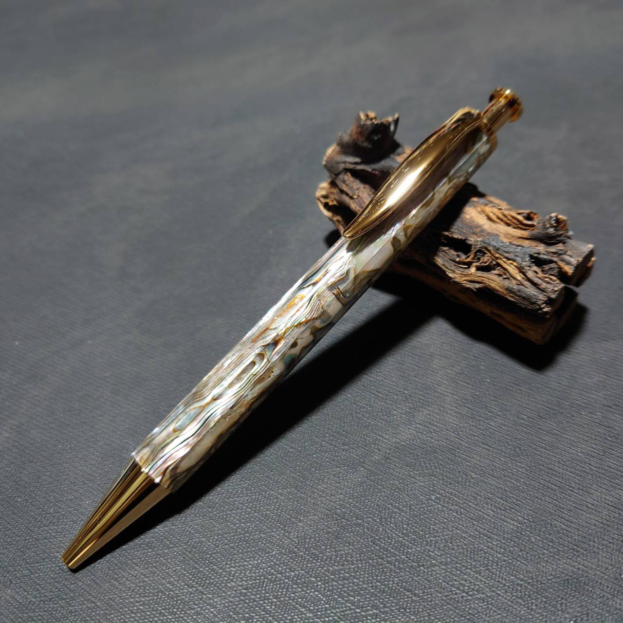 マザーオブパール ボールペン【送料・ギフトボックス無料・当日発送