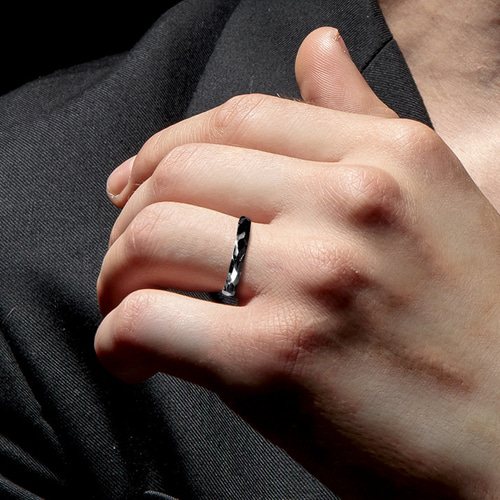 タンタルの結婚（アレルギー対応）漆黒の槌目 MG－059 指輪・リング