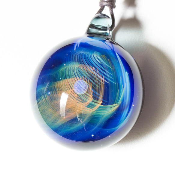 WINGS OF UNIVERSE 硼矽玻璃吊墜 wu2 第7張的照片