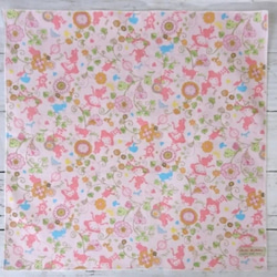 40×40 アリス柄(ピンク)のランチョンマット、ランチマット、ナフキン【入園・入学】給食、女の子 2枚目の画像