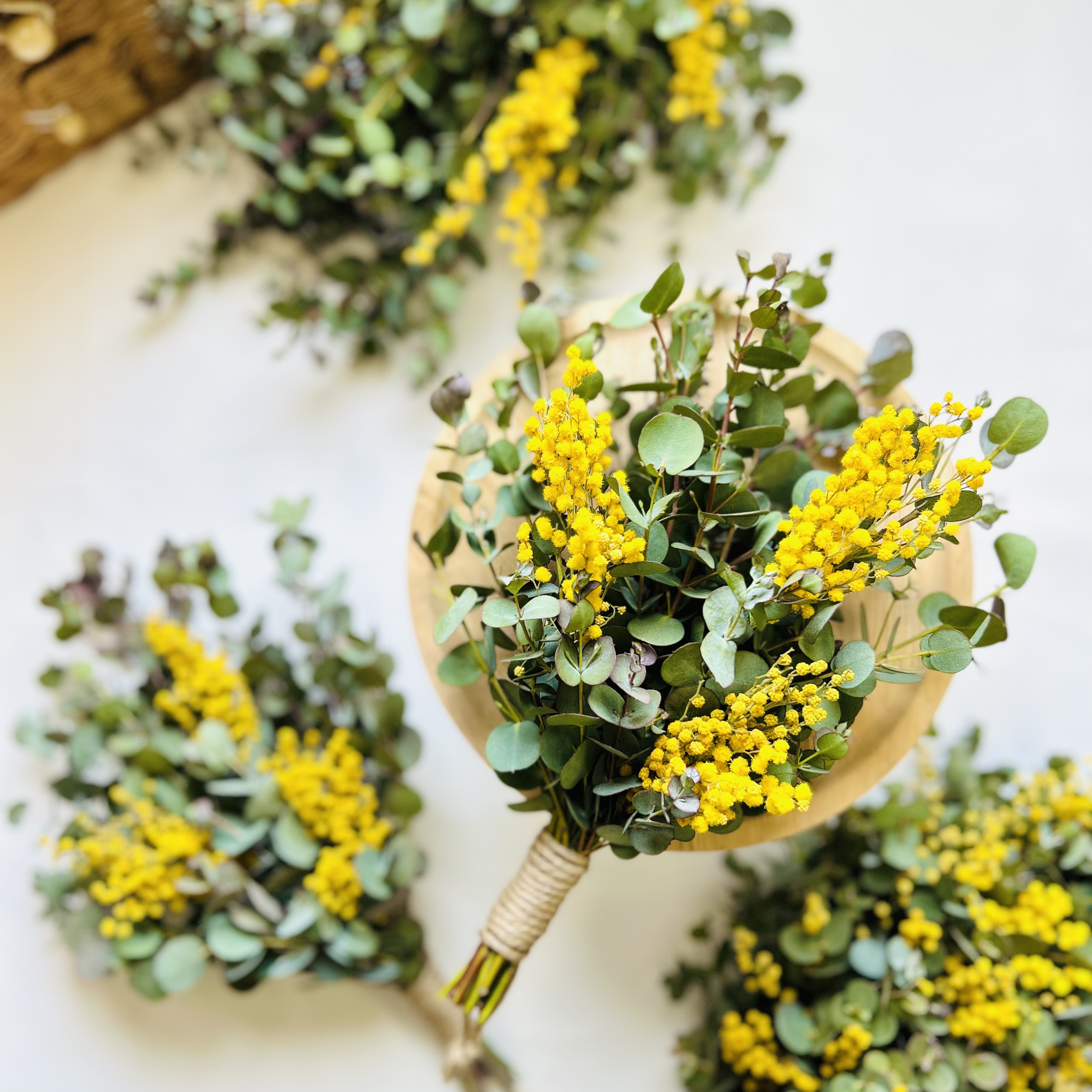 ミモザリース ミモザスワッグ ミモザユーカリリース 春リース